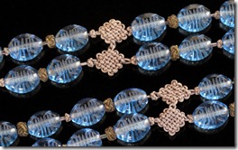 Chinese_Carved_Glass_Knotted_Beads-2